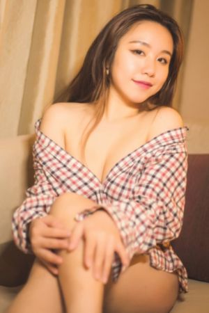 国产精品美女久久久AV-迅雷国语迅雷下载