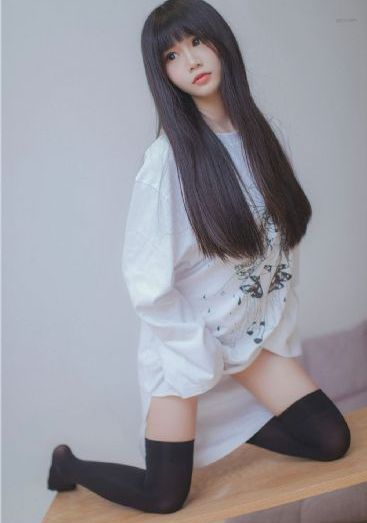 扒开末成年粉嫩的小缝流白浆-佳片在线观看免费版