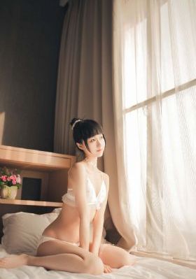 久久久黄视频-花絮未删减版在线观看